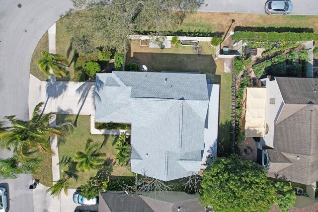 1575 Windship Circle, Wellington, FL 33414