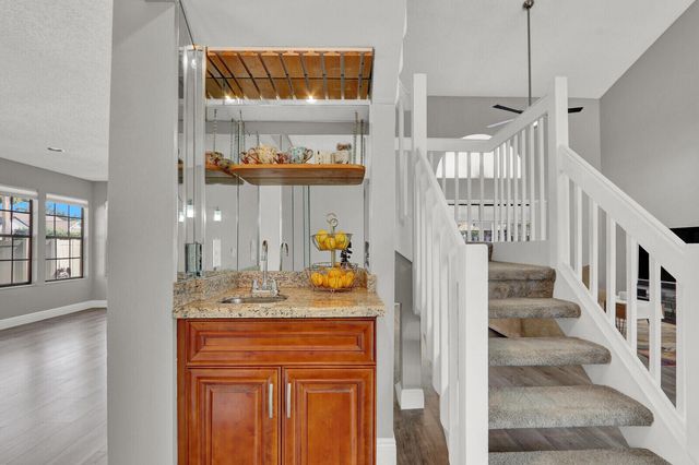 1575 Windship Circle, Wellington, FL 33414