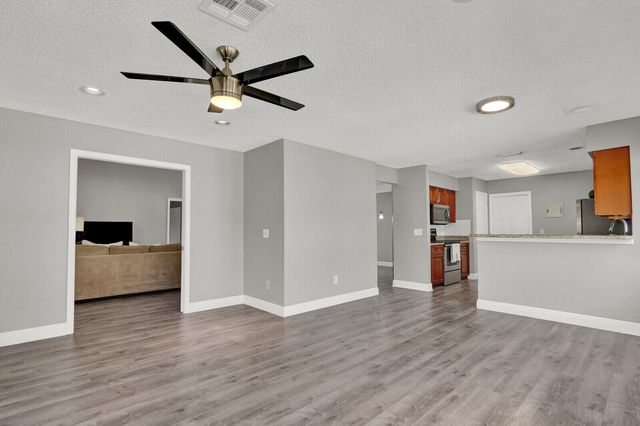 1575 Windship Circle, Wellington, FL 33414