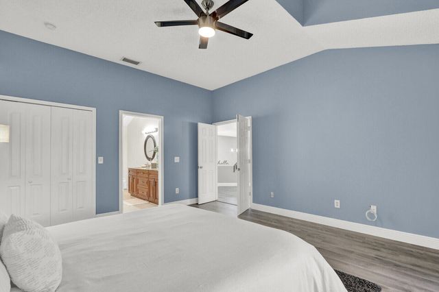 1575 Windship Circle, Wellington, FL 33414