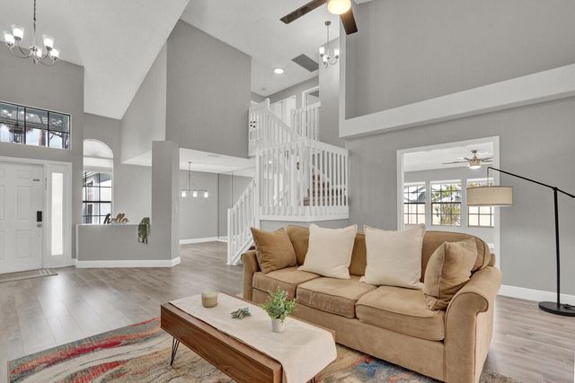 1575 Windship Circle, Wellington, FL 33414