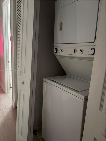 2281 NE 42nd Ave 2281, Homestead, FL 33033