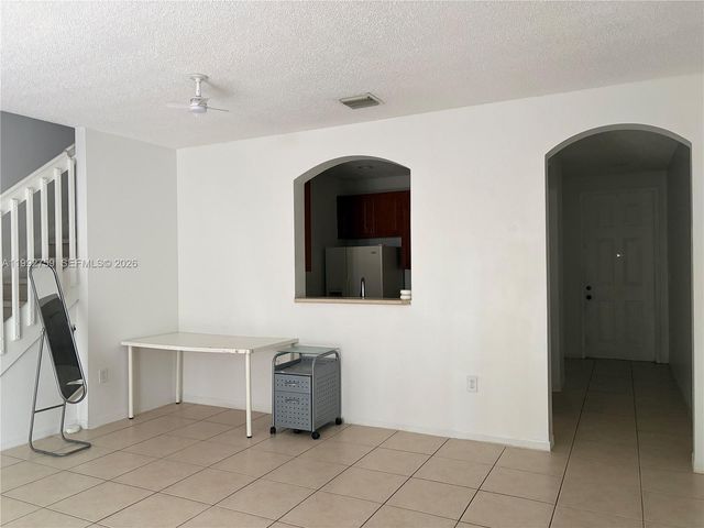 2281 NE 42nd Ave 2281, Homestead, FL 33033