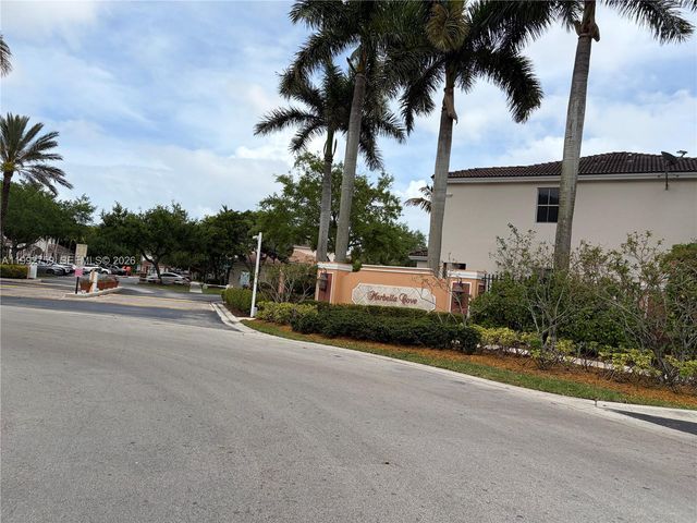 2281 NE 42nd Ave 2281, Homestead, FL 33033