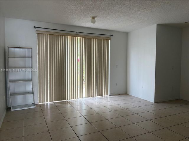 2281 NE 42nd Ave 2281, Homestead, FL 33033