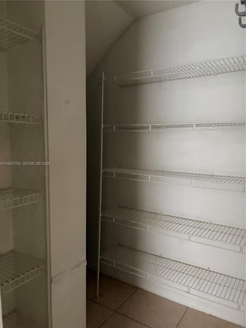 2281 NE 42nd Ave 2281, Homestead, FL 33033