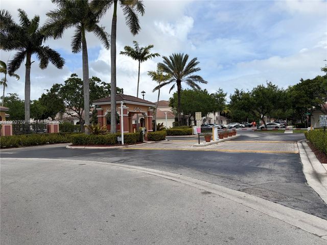 2281 NE 42nd Ave 2281, Homestead, FL 33033