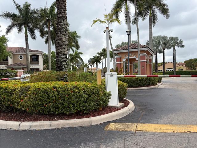 2281 NE 42nd Ave 2281, Homestead, FL 33033