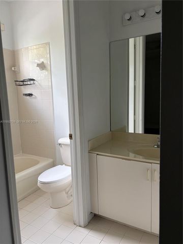 2281 NE 42nd Ave 2281, Homestead, FL 33033