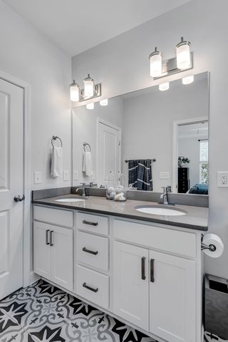 600 Heck Ln, Nolensville, TN 37135