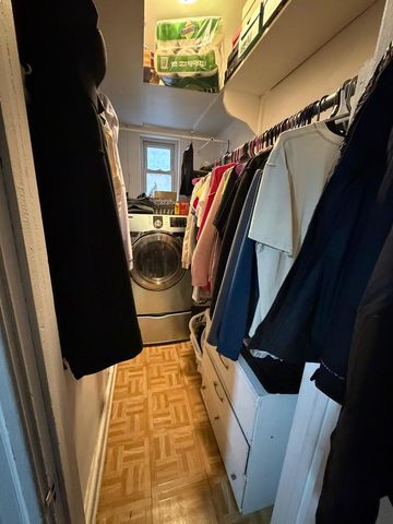 2507 W WALTON Street, Chicago, IL 60622