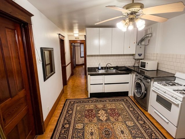 2507 W WALTON Street, Chicago, IL 60622