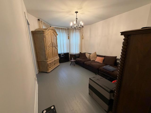 2507 W WALTON Street, Chicago, IL 60622