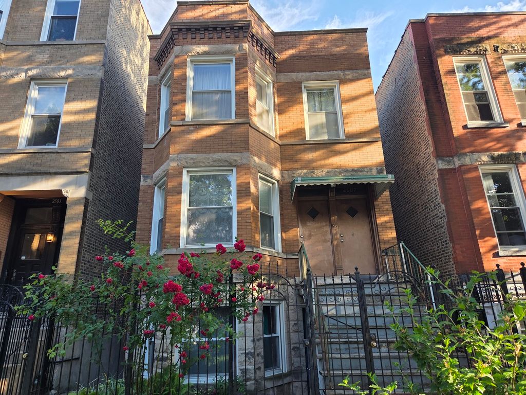 2507 W WALTON Street, Chicago, IL 60622