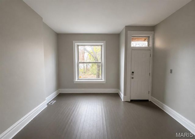 3322 Pennsylvania Avenue, St Louis, MO 63118
