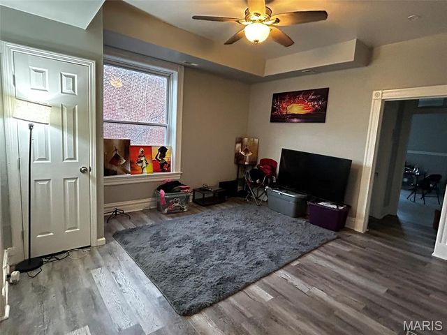 3322 Pennsylvania Avenue, St Louis, MO 63118