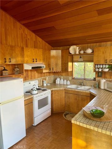 2325 Woodland Drive, Pine Mountain Club, CA 93222