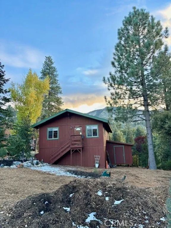 2325 Woodland Drive, Pine Mountain Club, CA 93222
