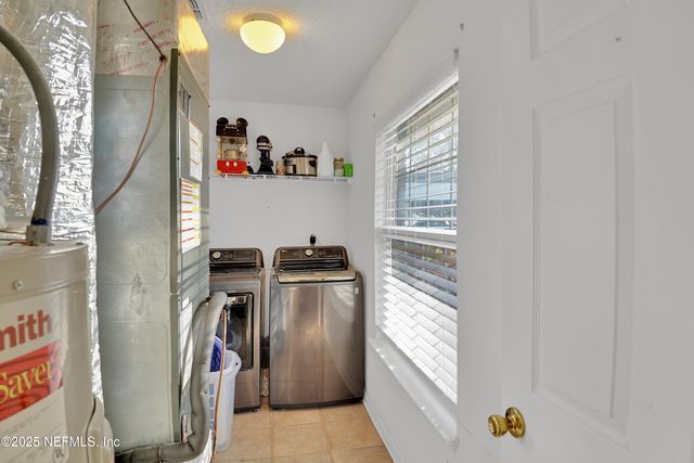 369 OWEN ACRES Drive, Macclenny, FL 32063