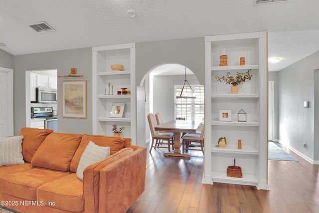 369 OWEN ACRES Drive, Macclenny, FL 32063