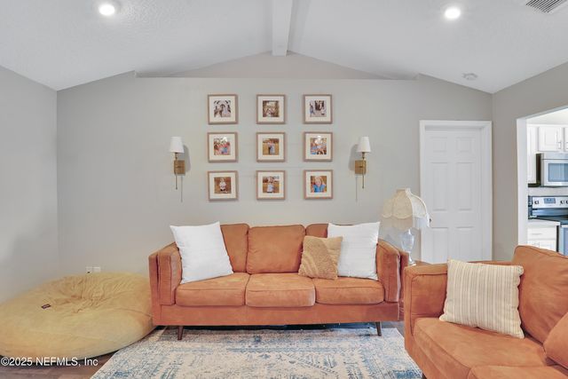 369 OWEN ACRES Drive, Macclenny, FL 32063