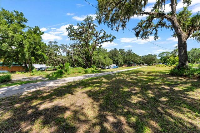 9922 ROCKHILL ROAD, Thonotosassa, FL 33592