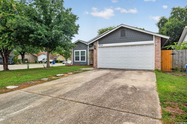 9702 HIDDEN FLS, San Antonio, TX 78250