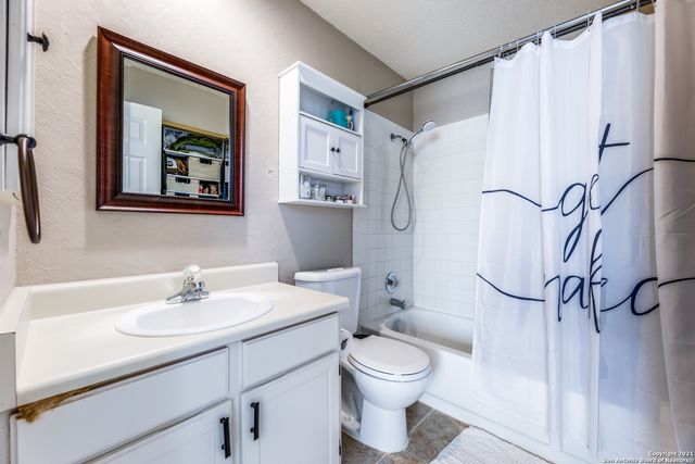 12 CROSS CANYON, San Antonio, TX 78247