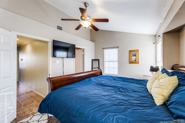 12 CROSS CANYON, San Antonio, TX 78247