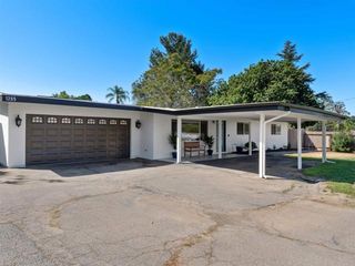 1265 E Fallbrook Street, Fallbrook, CA 92028