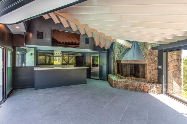 835 La Honda Road, Woodside, CA 94062