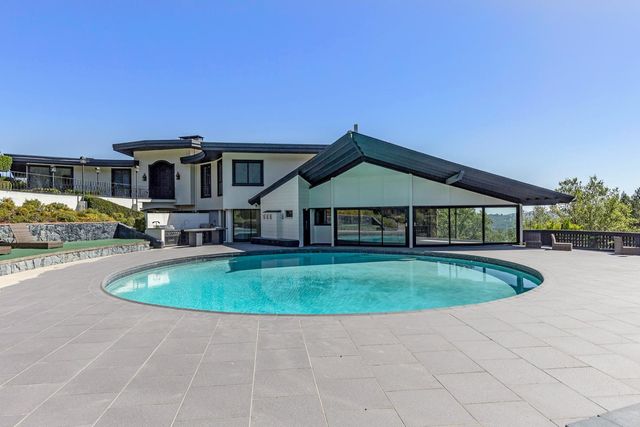 835 La Honda Road, Woodside, CA 94062