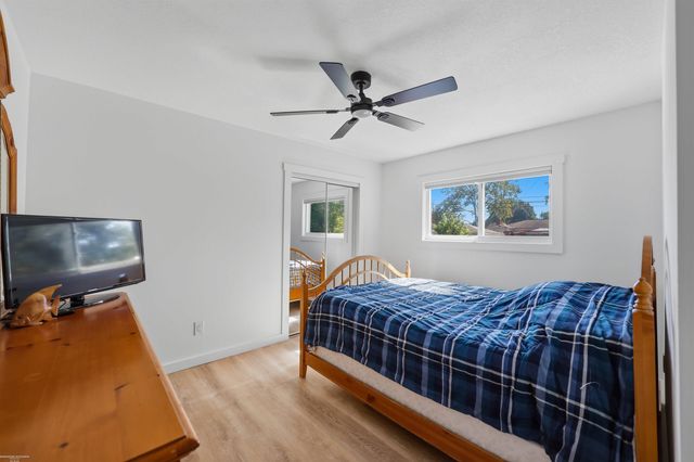 22520 Raymond Street, St Clair Shores, MI 48082