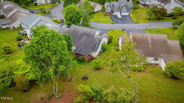 127 Timberbrook Drive -, Bristol, VA 24201