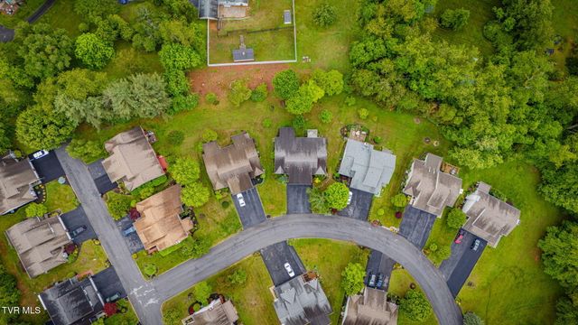 127 Timberbrook Drive -, Bristol, VA 24201