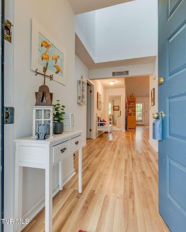 127 Timberbrook Drive -, Bristol, VA 24201
