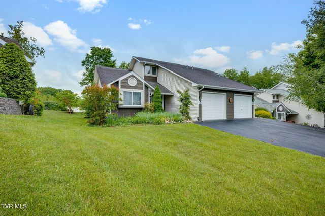 127 Timberbrook Drive -, Bristol, VA 24201