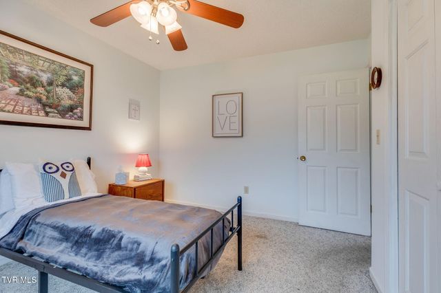 127 Timberbrook Drive -, Bristol, VA 24201