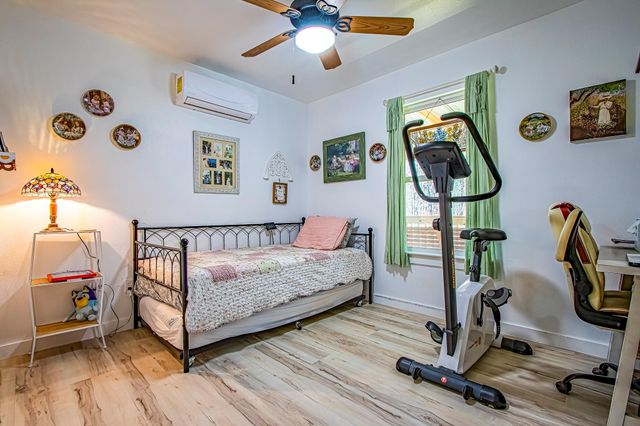 416 Windomere Drive, Livingston, TX 77351