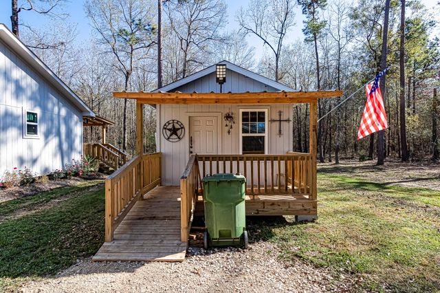 416 Windomere Drive, Livingston, TX 77351