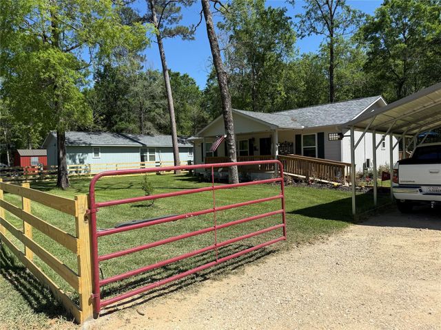 416 Windomere Drive, Livingston, TX 77351