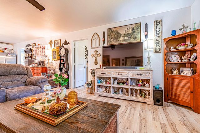 416 Windomere Drive, Livingston, TX 77351