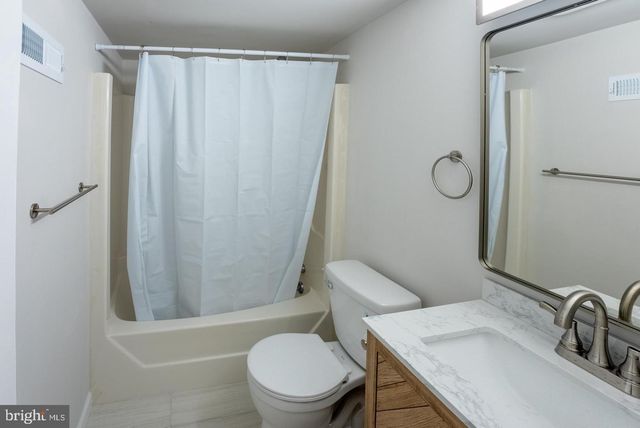 5629 SIGNAL POINT CT, Burke, VA 22015