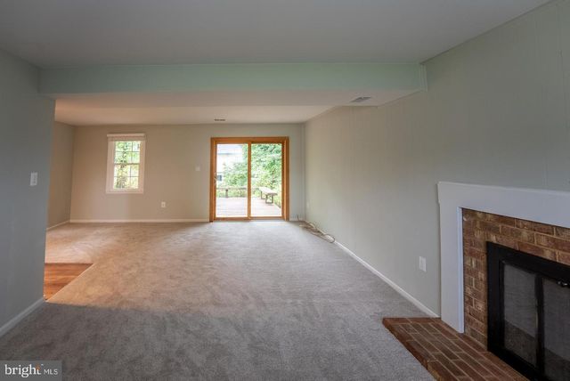 5629 SIGNAL POINT CT, Burke, VA 22015