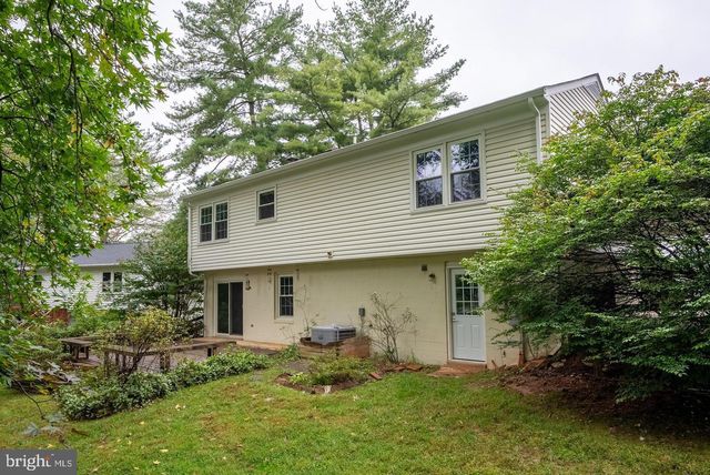 5629 SIGNAL POINT CT, Burke, VA 22015