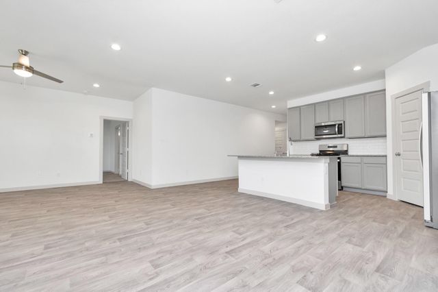 10626 Watershed Drive, Rosharon, TX 77583