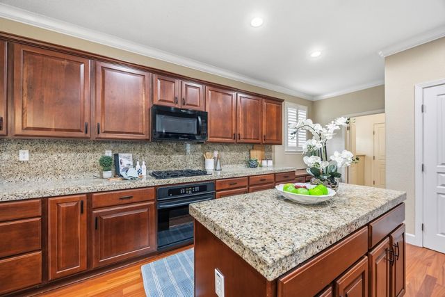 1224 Tiger Lily Ln, Lincoln, CA 95648