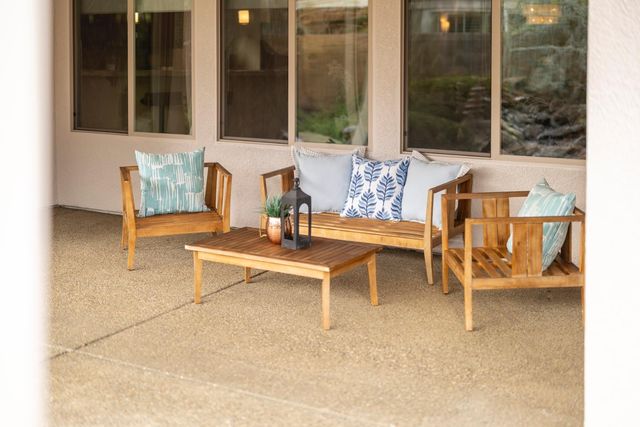 1224 Tiger Lily Ln, Lincoln, CA 95648