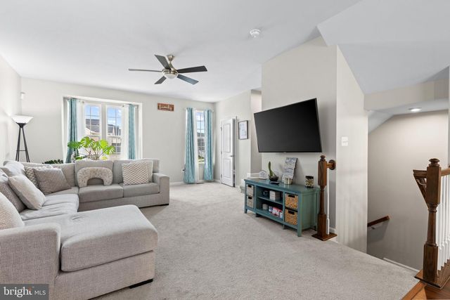 8622 WILMORE LN, Spotsylvania, VA 22553