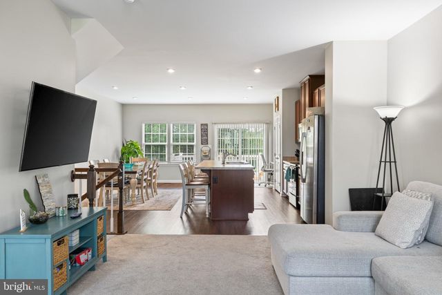 8622 WILMORE LN, Spotsylvania, VA 22553